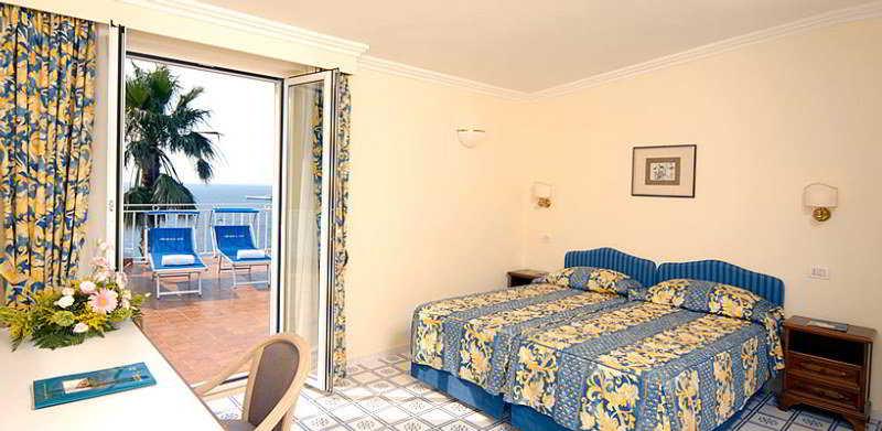 Hotel Continental Mare ايسكيا المظهر الخارجي الصورة