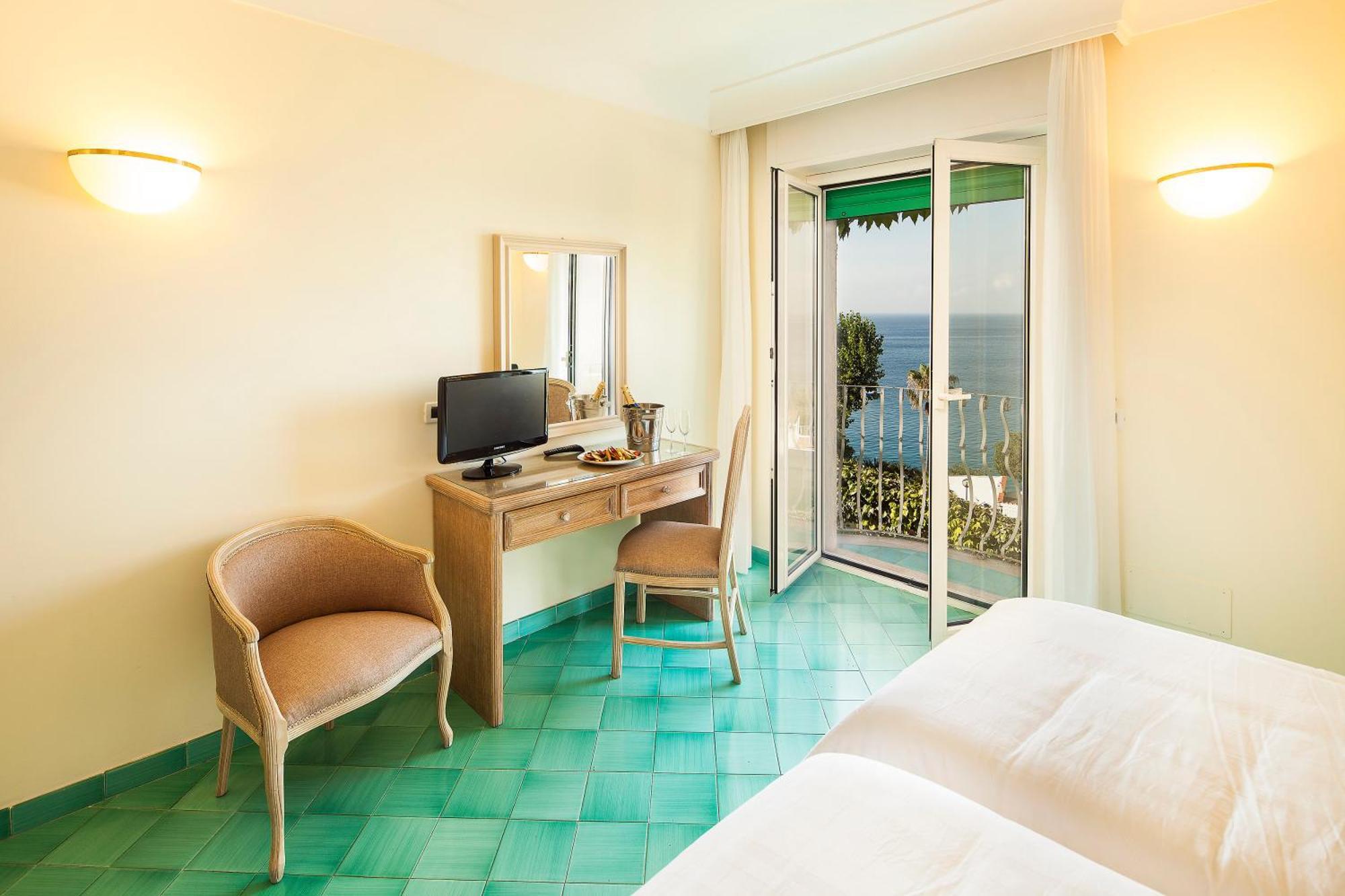 Hotel Continental Mare ايسكيا المظهر الخارجي الصورة